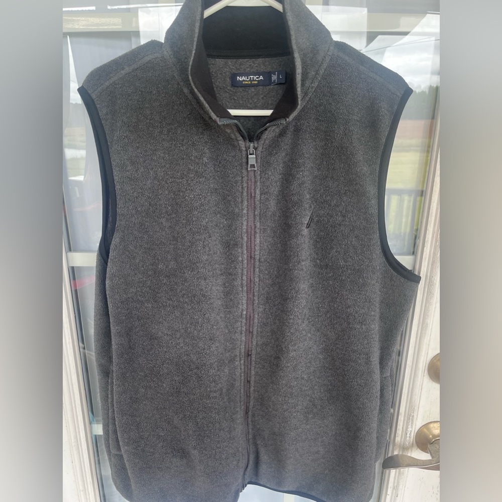 Nautica Men's Charcoal Fleece Vest